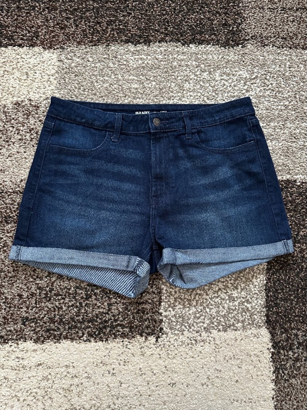 OLD NAVY (14) Dark Wash Denim High Waisted Wow Jean Shorts 3" Inseam River Cuff